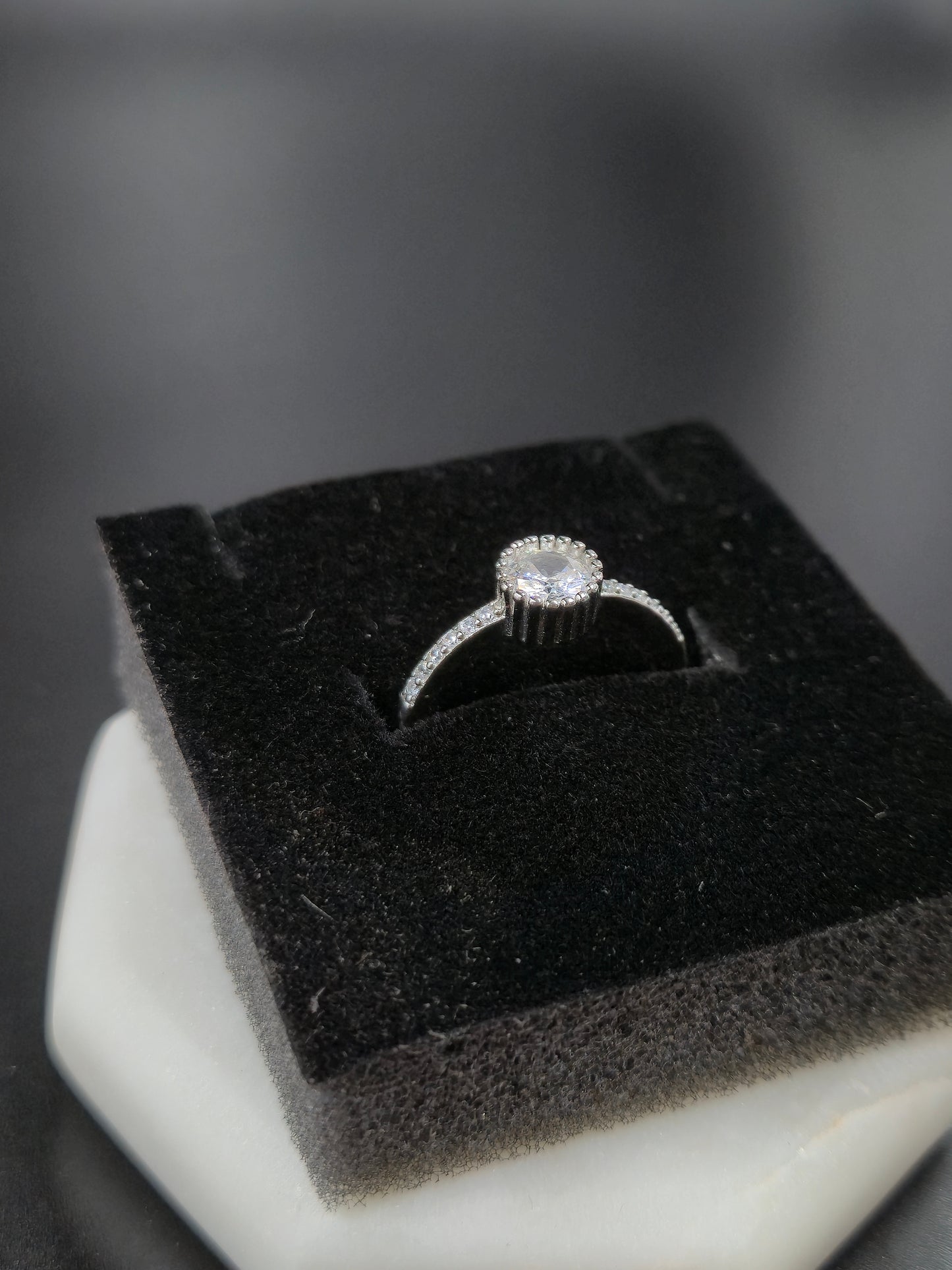 925 Silver ring with stones