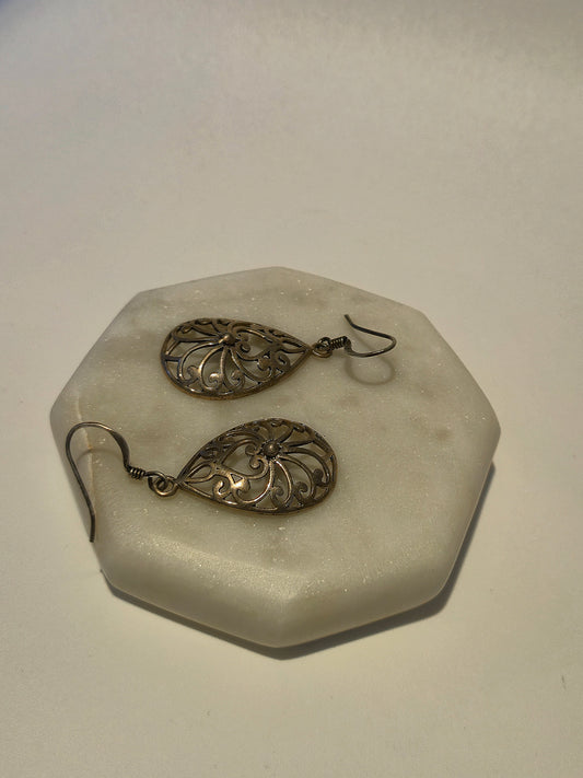 Filigree design Oxidized earring