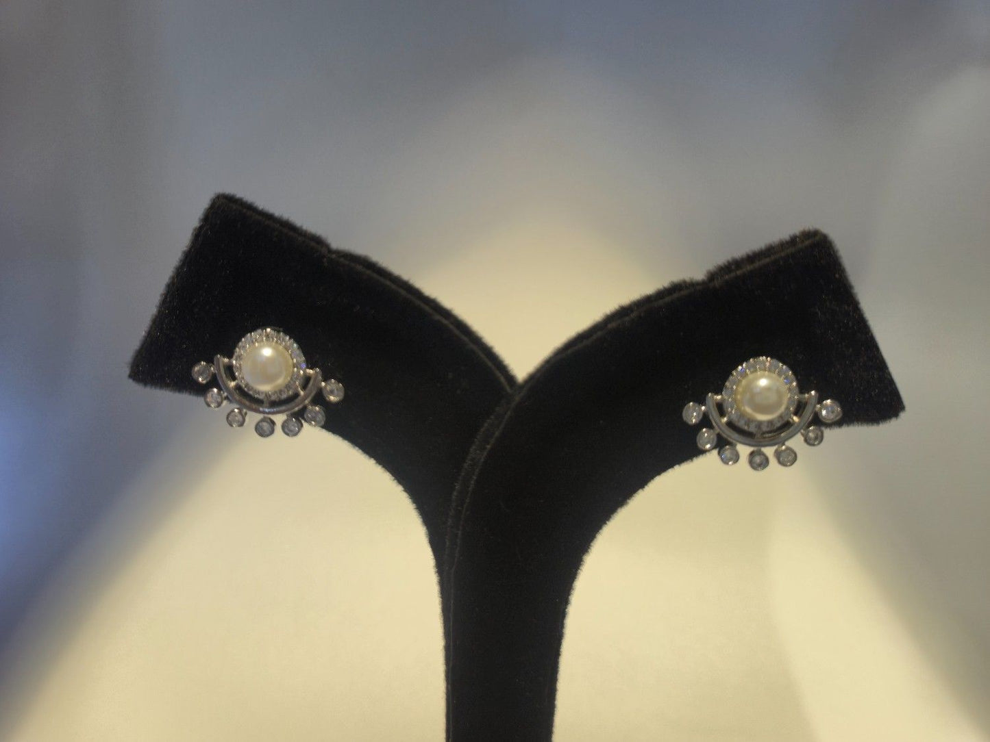 Celestial Orbit Stud