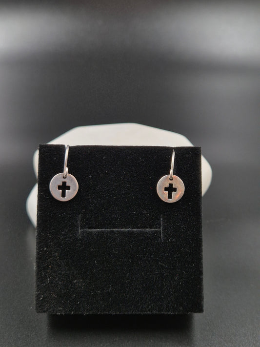 Vinatge cross cut out 925 Silver Dangle Earring