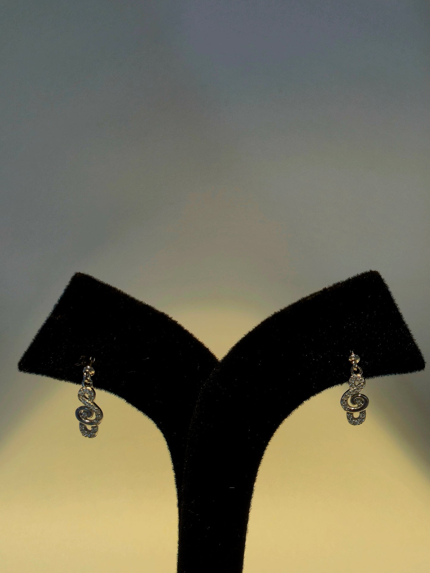 Treble-Clef Sterling silver Helix Earring