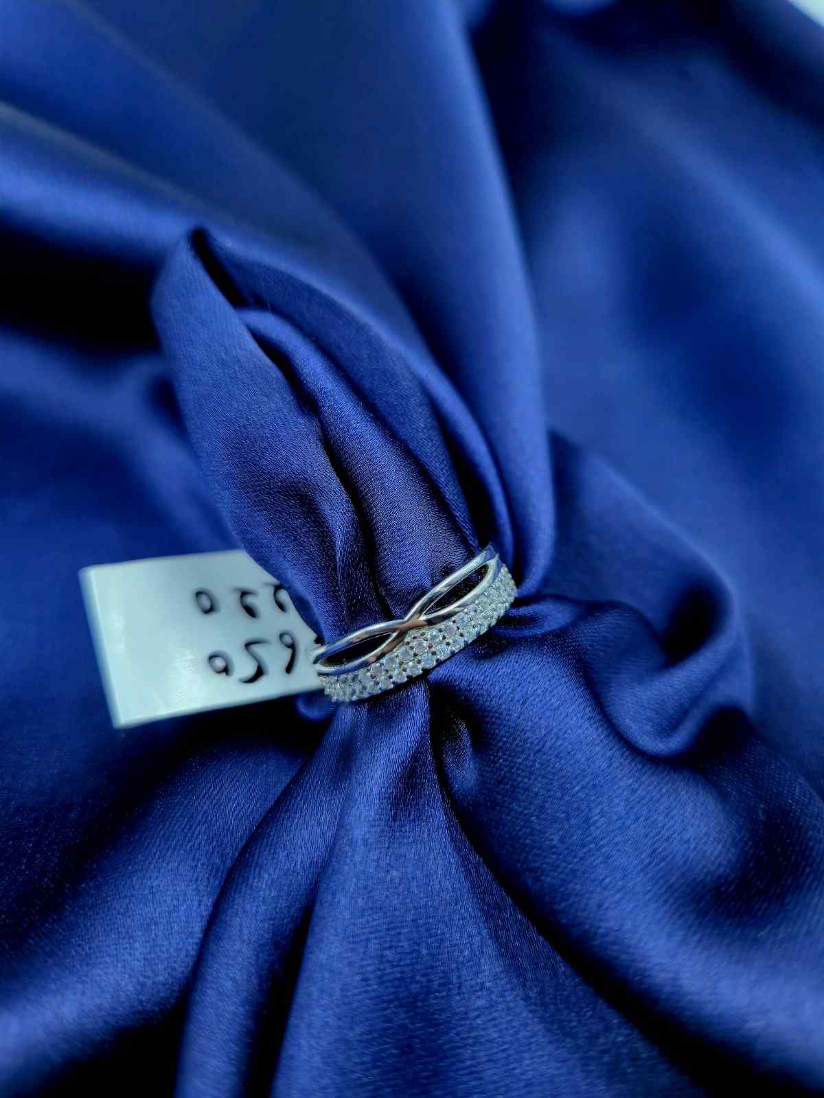 Infinity knot Style Ring