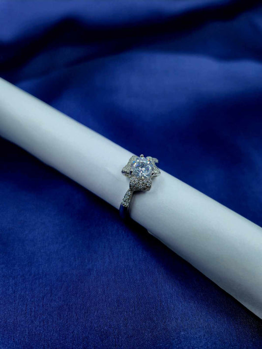 Solitaire Design Silver ring