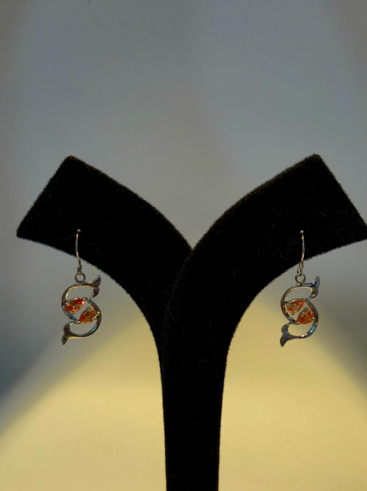 S shape design Dangle