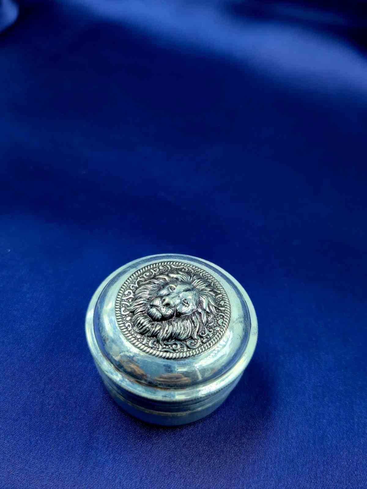 Lion engraved Silver box
