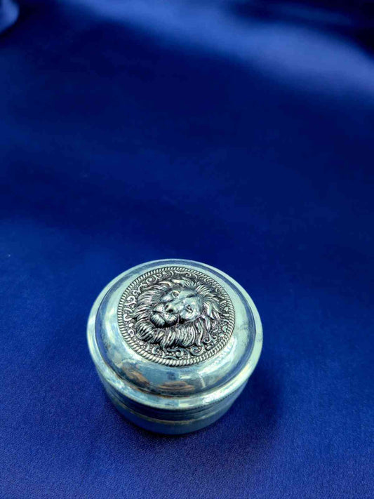 Lion engraved Silver box