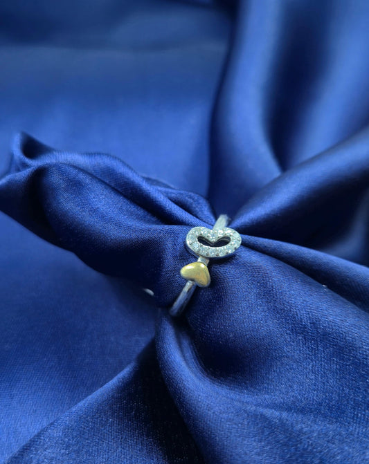 Dual heart shaped Silver ring